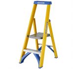 Werner Fibreglass Platform Stepladder 2 Tread 7170218
